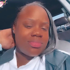 Meet your Posher, Desjanee’